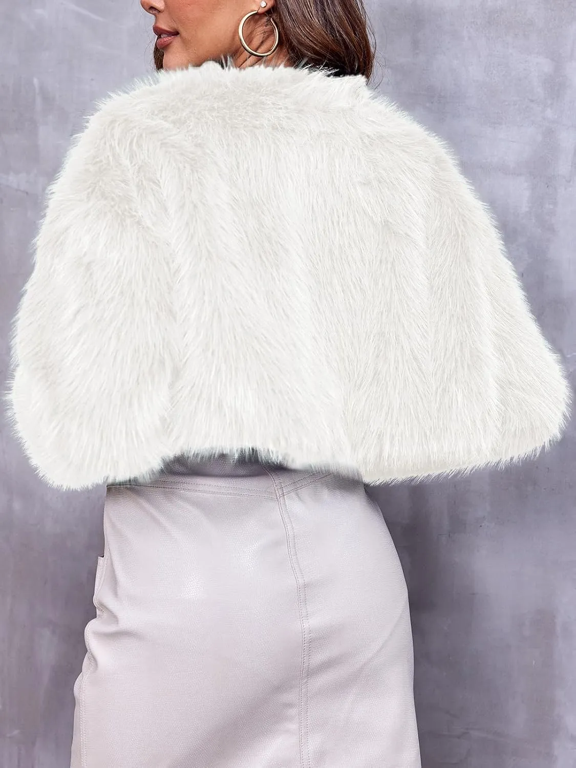 Danedvi Women's Fashion Cropped Faux Fur Jacket Long Sleeve Open Front Cardigan Casual Fluffy Parka Shaggy Short Coat