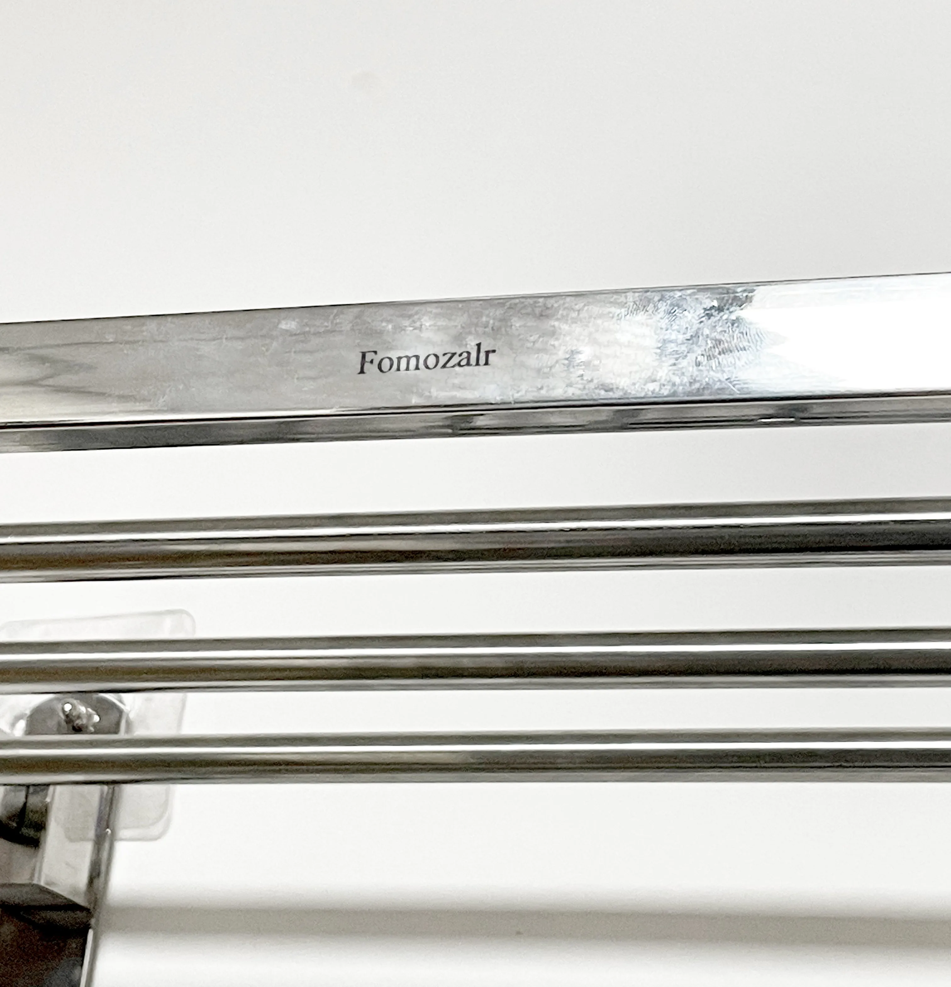 Fomozalr Towel rack , 28in Bath Towel Shelf with Double Towel Bar Wall Mount Holder Shelf, 304 Stainless Steel Rustproof Modern Brushed Finish Towel Racks for Bathroom Silver