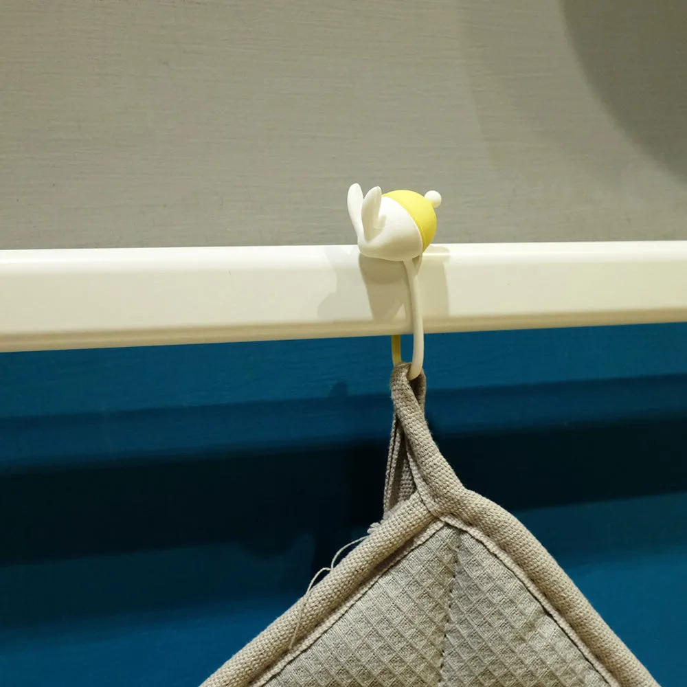 MP Cable Wrap: Zoo