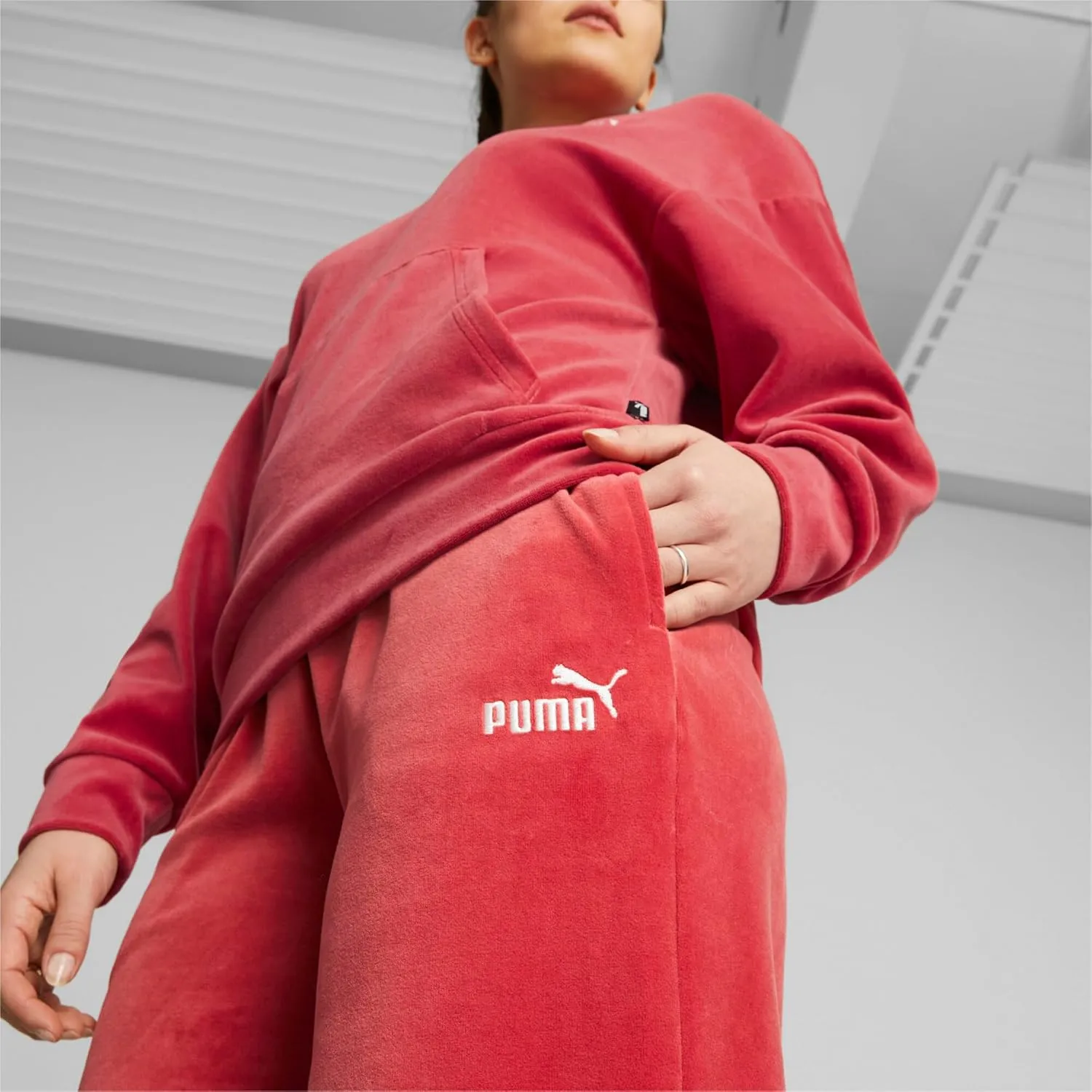 PUMA Women's Velour Straight Leg Sweatpants