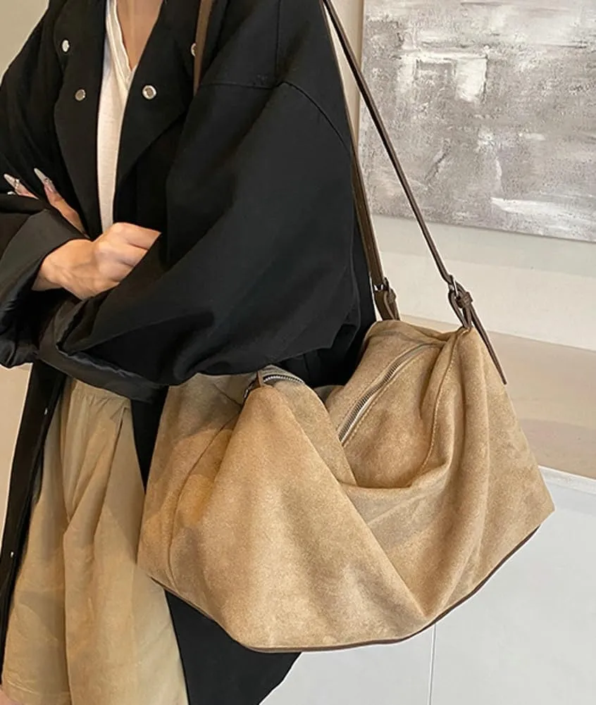Versatile Suede Shoulder Bag for Women Large Capacity Hobo Bag Causal Satchel Purse Retro Crossbody Bag with Adjustable Strap